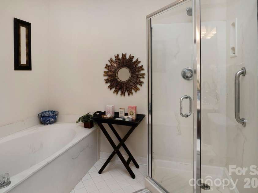 5935 Fitzwilliams Lane, Charlotte, NC 28270.  MLS# CAR4386781, YatesRealty ID 26086. 