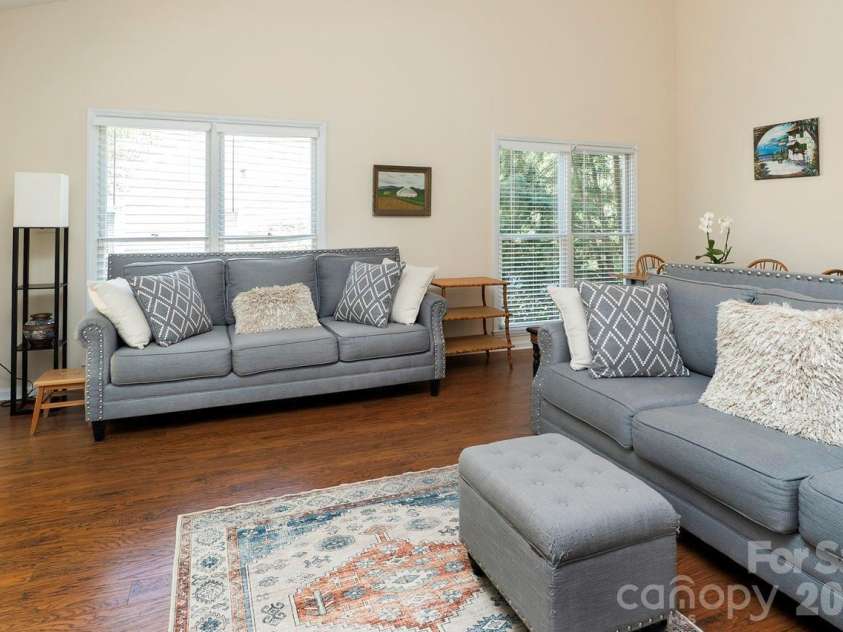 5935 Fitzwilliams Lane, Charlotte, NC 28270.  MLS# CAR4386781, YatesRealty ID 26086. 
