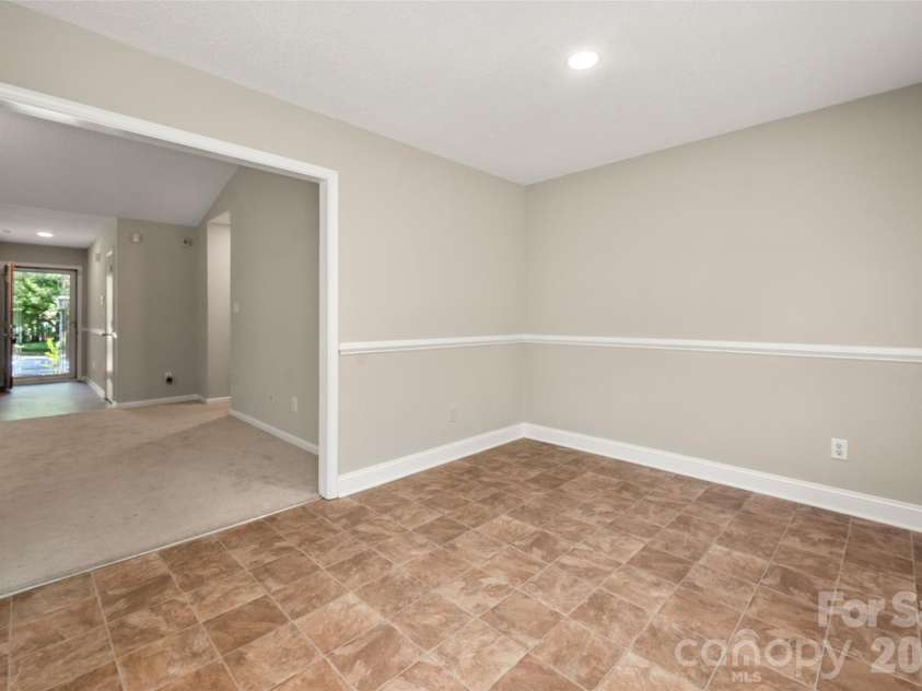 12133 Cartgate Lane, Charlotte, NC 28273.  MLS# CAR4387408, YatesRealty ID 26087. 