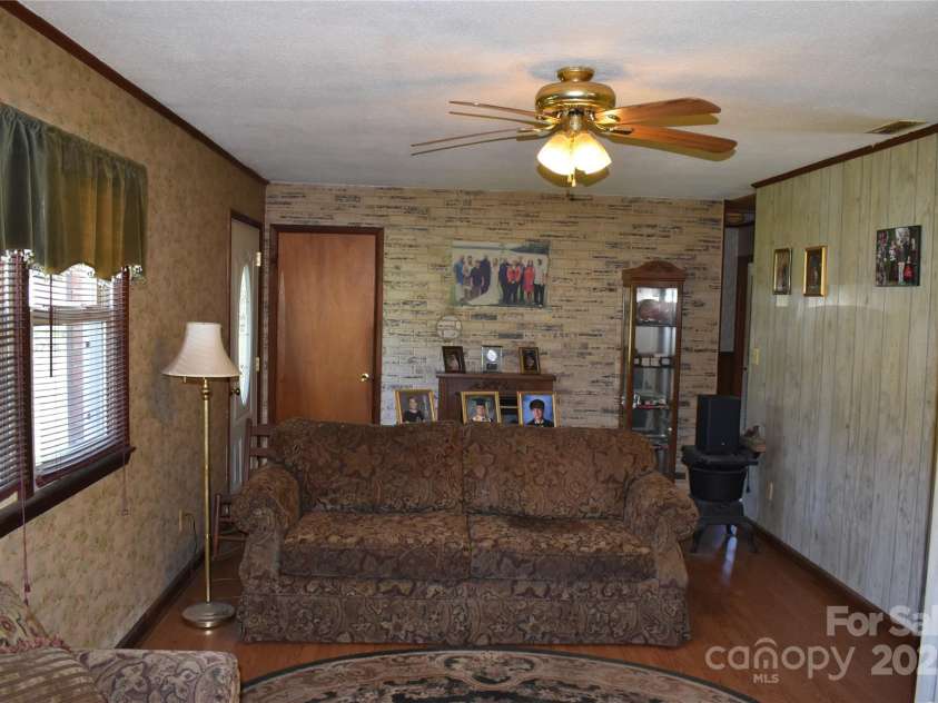 93 Meadow Brook Lane, Marion, NC 28752.  MLS# CAR4278931, YatesRealty ID 26087. 