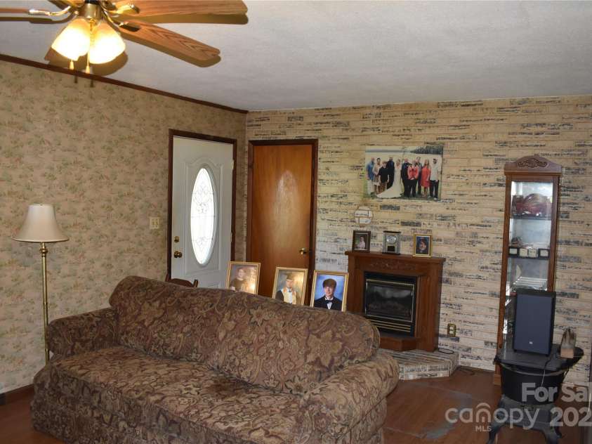 93 Meadow Brook Lane, Marion, NC 28752.  MLS# CAR4278931, YatesRealty ID 26087. 