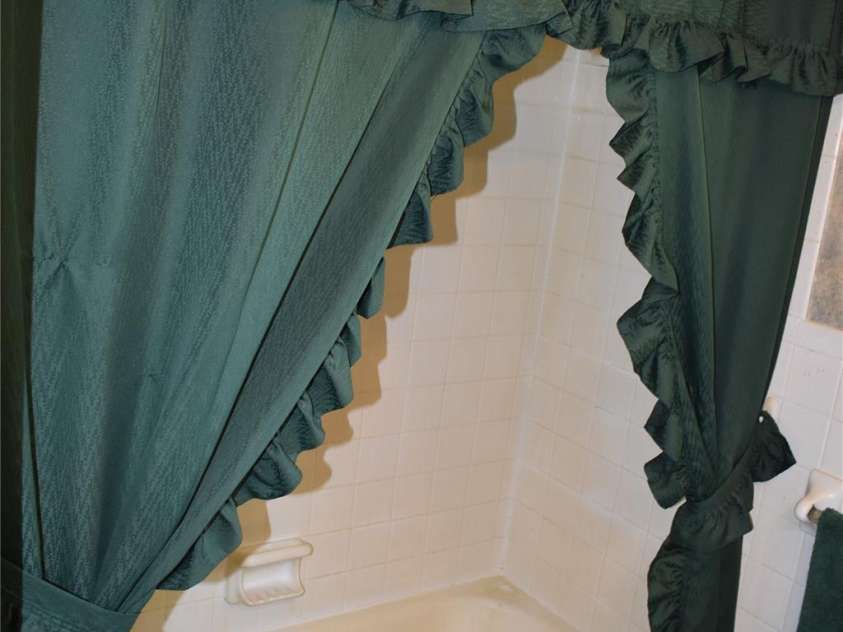 93 Meadow Brook Lane, Marion, NC 28752.  MLS# CAR4278931, YatesRealty ID 26087. 