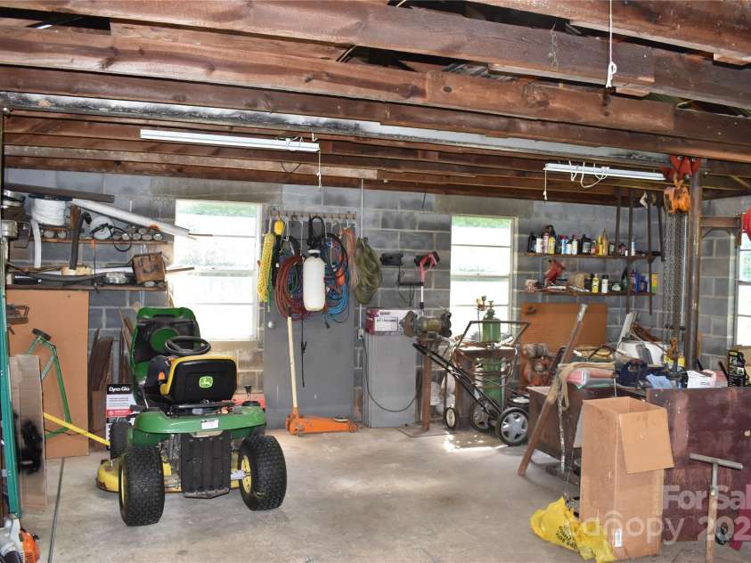 93 Meadow Brook Lane, Marion, NC 28752.  MLS# CAR4278931, YatesRealty ID 26087. 