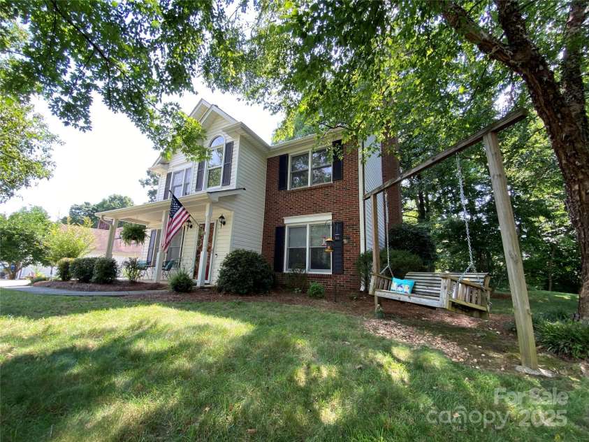 12623 Levins Hall Road, Huntersville, NC 28078.  MLS# CAR4276001, YatesRealty ID 26088. 