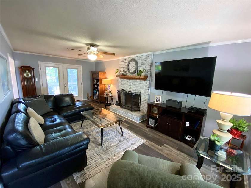 12623 Levins Hall Road, Huntersville, NC 28078.  MLS# CAR4276001, YatesRealty ID 26088. Living room