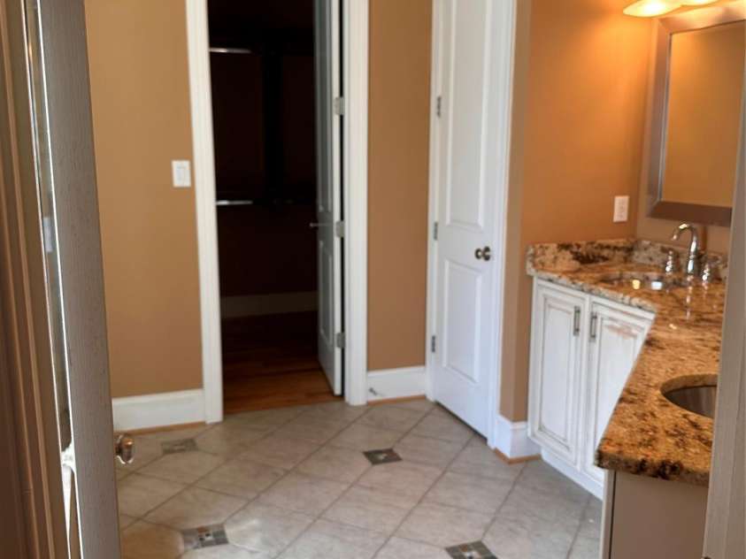 26 Stone House Road, Arden, NC 28704.  MLS# CAR4386749, YatesRealty ID 26088. 