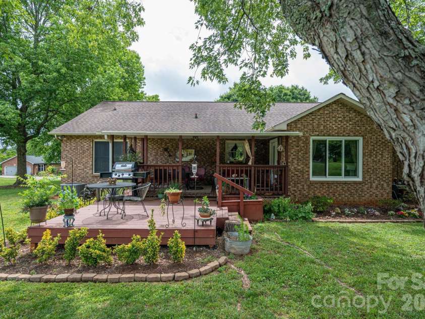 3815 Wild Cherry Road, Shelby, NC 28150.  MLS# CAR4387447, YatesRealty ID 26089. 