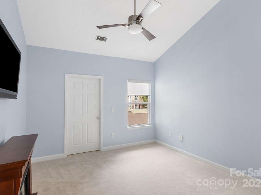 1000 Olde Eastwood Village Boulevard, Asheville, NC 28803.  MLS# CAR4241566, YatesRealty ID 2609. 