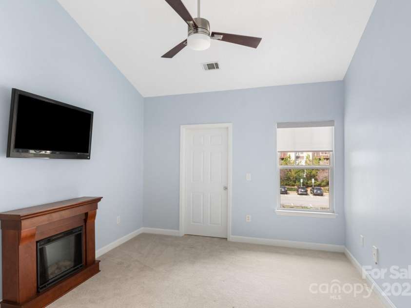 1000 Olde Eastwood Village Boulevard, Asheville, NC 28803.  MLS# CAR4241566, YatesRealty ID 2609. 