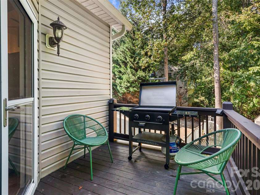 28 Grove Garden Avenue, Candler, NC 28715.  MLS# CAR4324654, YatesRealty ID 26090. 