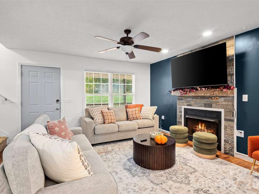 28 Grove Garden Avenue, Candler, NC 28715.  MLS# CAR4324654, YatesRealty ID 26090. 