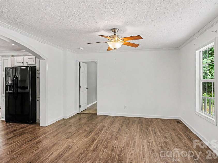 11913 Platon Avenue, Huntersville, NC 28078.  MLS# CAR4386789, YatesRealty ID 26092. 