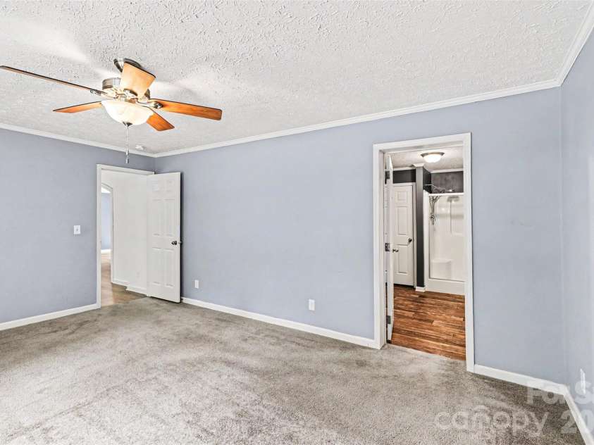 11913 Platon Avenue, Huntersville, NC 28078.  MLS# CAR4386789, YatesRealty ID 26092. 