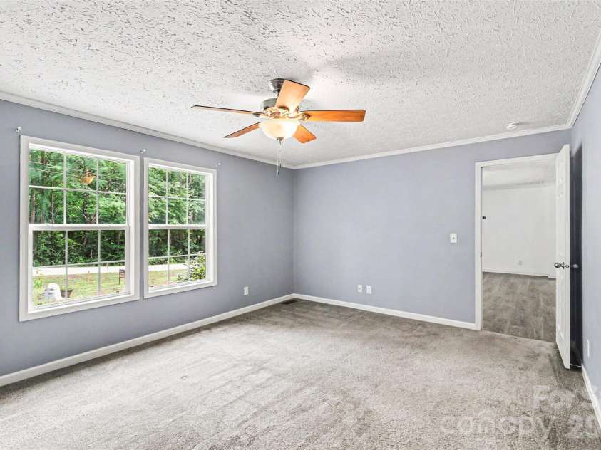 11913 Platon Avenue, Huntersville, NC 28078.  MLS# CAR4386789, YatesRealty ID 26092. 