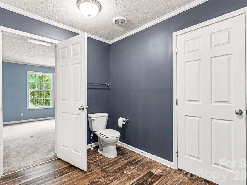 11913 Platon Avenue, Huntersville, NC 28078.  MLS# CAR4386789, YatesRealty ID 26092. 