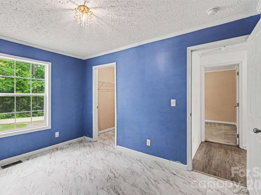 11913 Platon Avenue, Huntersville, NC 28078.  MLS# CAR4386789, YatesRealty ID 26092. 