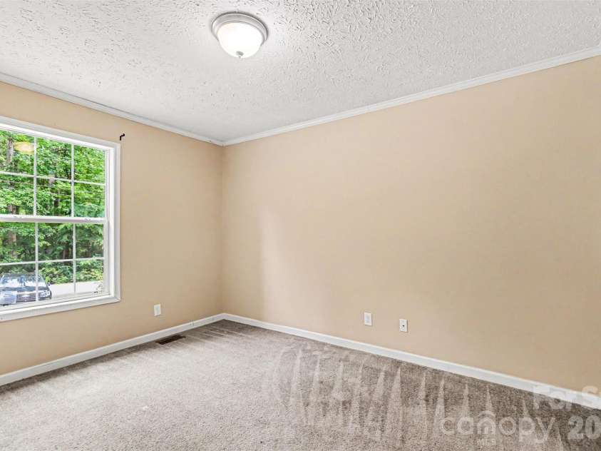11913 Platon Avenue, Huntersville, NC 28078.  MLS# CAR4386789, YatesRealty ID 26092. 