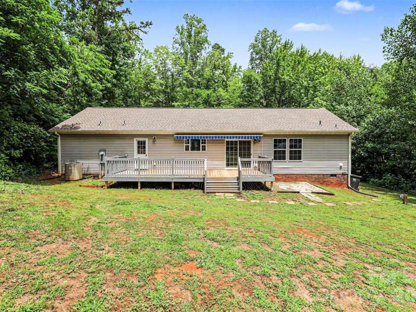 11913 Platon Avenue, Huntersville, NC 28078.  MLS# CAR4386789, YatesRealty ID 26092. 