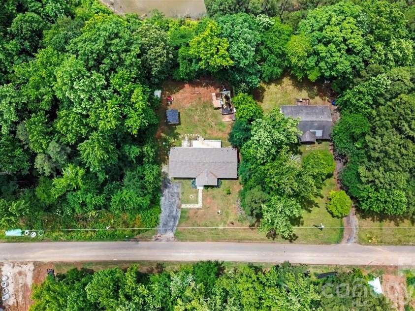 11913 Platon Avenue, Huntersville, NC 28078.  MLS# CAR4386789, YatesRealty ID 26092. 