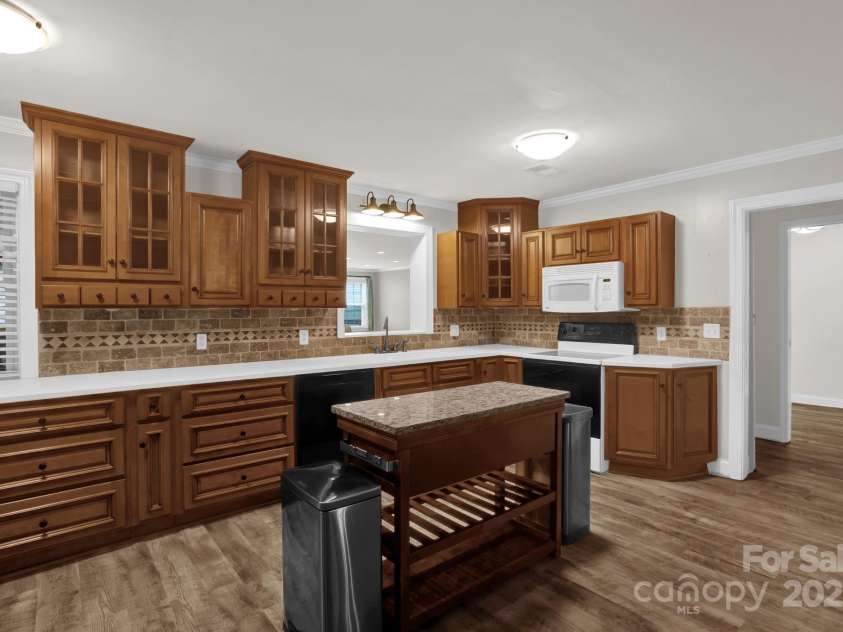 213 Turkey Hill Drive, King, NC 27021.  MLS# CAR4280116, YatesRealty ID 26092. 