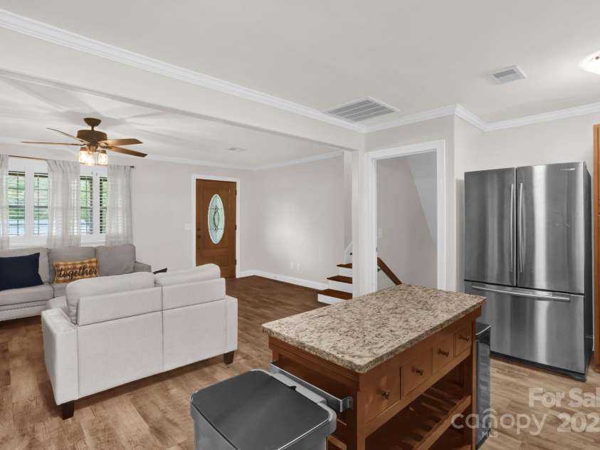 213 Turkey Hill Drive, King, NC 27021.  MLS# CAR4280116, YatesRealty ID 26092. 