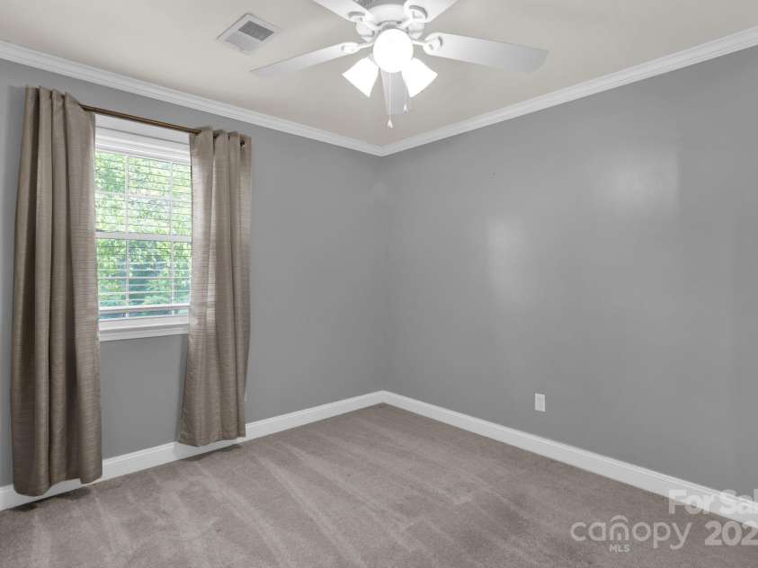 213 Turkey Hill Drive, King, NC 27021.  MLS# CAR4280116, YatesRealty ID 26092. 