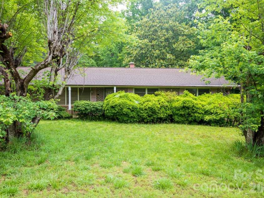 1225 Moss Road, Rutherfordton, NC 28139.  MLS# CAR4386364, YatesRealty ID 26093. 