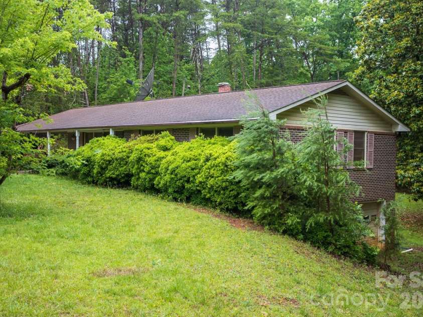 1225 Moss Road, Rutherfordton, NC 28139.  MLS# CAR4386364, YatesRealty ID 26093. 