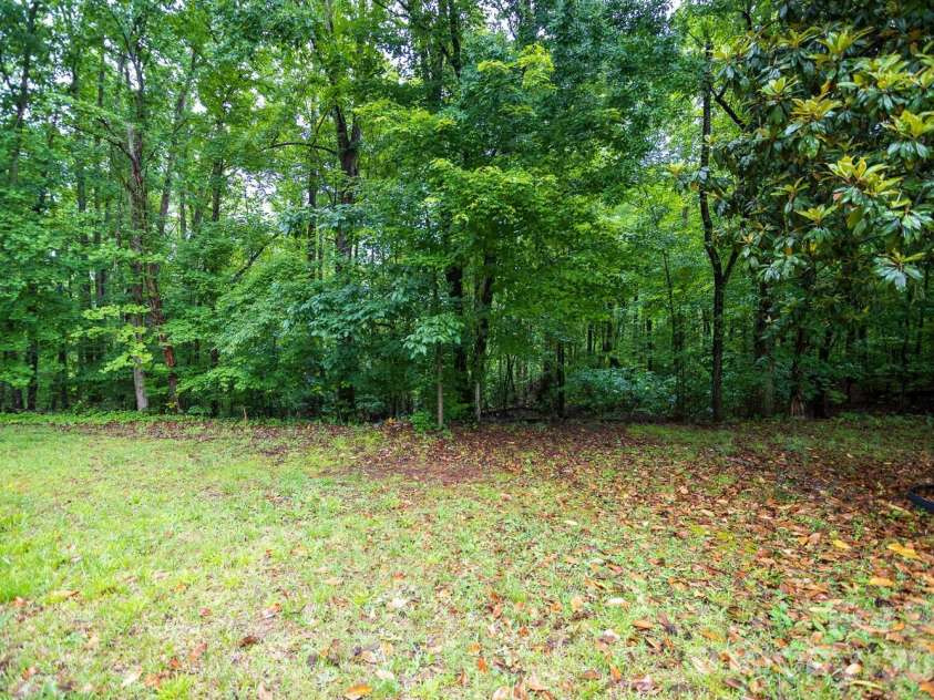 1225 Moss Road, Rutherfordton, NC 28139.  MLS# CAR4386364, YatesRealty ID 26093. 