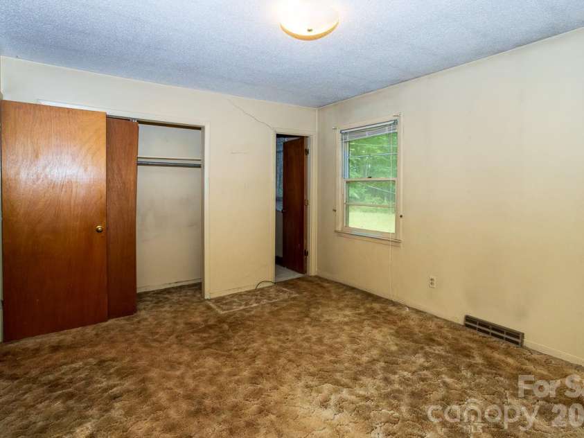 1225 Moss Road, Rutherfordton, NC 28139.  MLS# CAR4386364, YatesRealty ID 26093. 