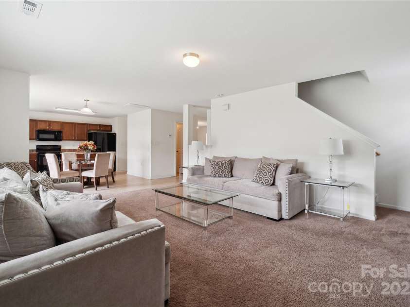 3512 Gibbon Terrace Court, Charlotte, NC 28269.  MLS# CAR4261541, YatesRealty ID 26093. Open layout with great flow