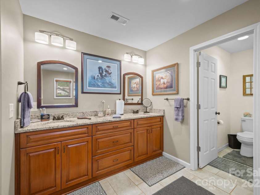 2369 Saratoga Run, Morganton, NC 28655.  MLS# CAR4272311, YatesRealty ID 26094. 