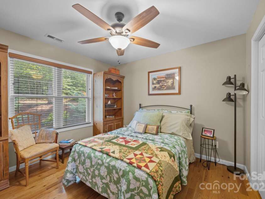 2369 Saratoga Run, Morganton, NC 28655.  MLS# CAR4272311, YatesRealty ID 26094. 