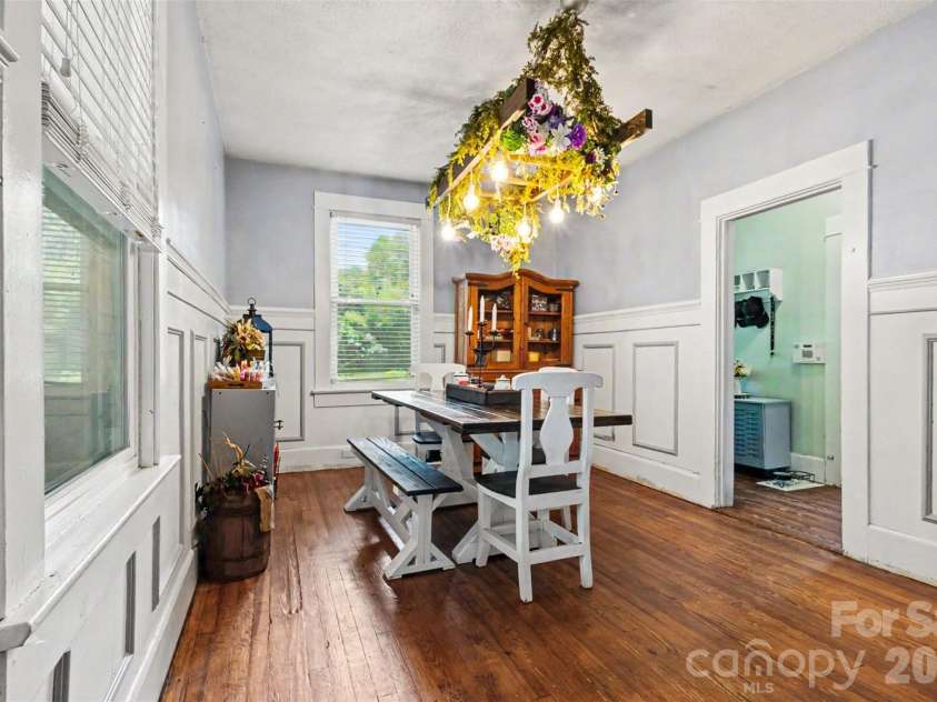 352 Pendleton Street, Rock Hill, SC 29730.  MLS# CAR4382469, YatesRealty ID 26094. 