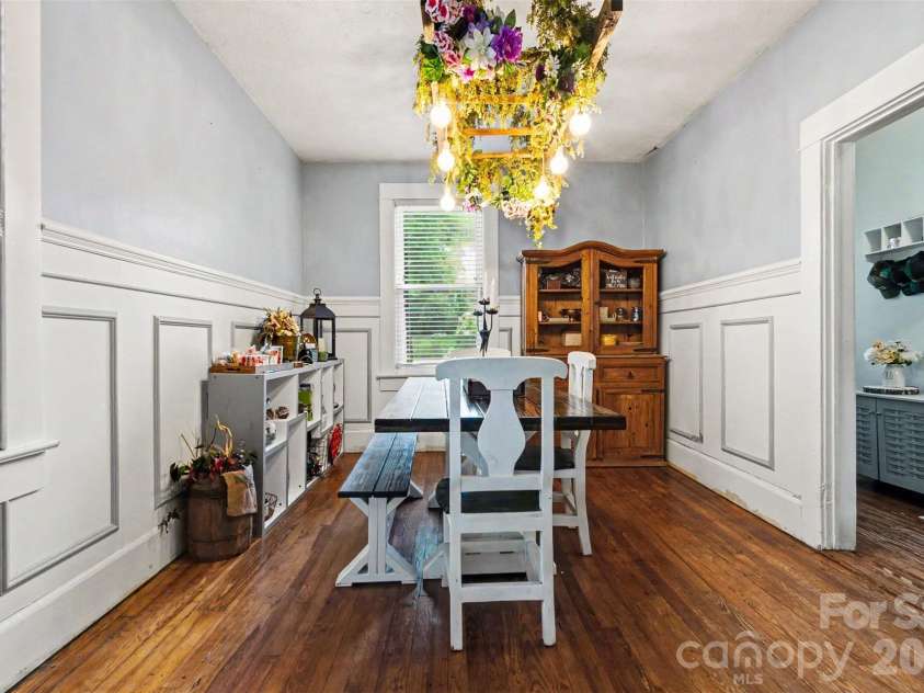 352 Pendleton Street, Rock Hill, SC 29730.  MLS# CAR4382469, YatesRealty ID 26094. 