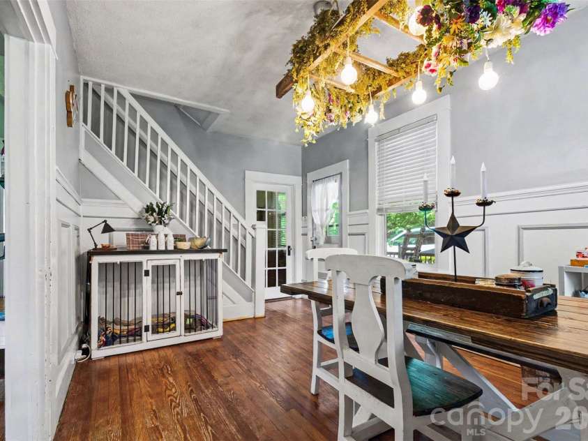 352 Pendleton Street, Rock Hill, SC 29730.  MLS# CAR4382469, YatesRealty ID 26094. 