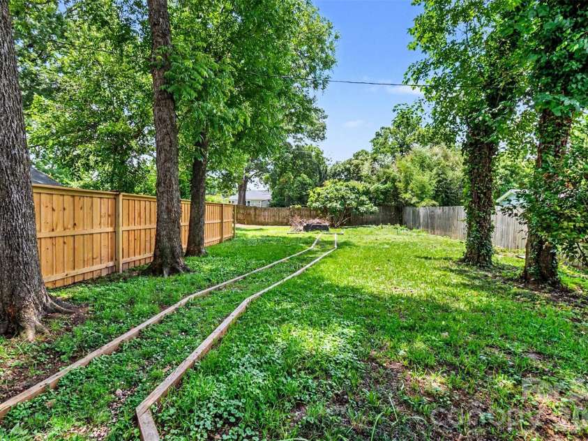 352 Pendleton Street, Rock Hill, SC 29730.  MLS# CAR4382469, YatesRealty ID 26094. 