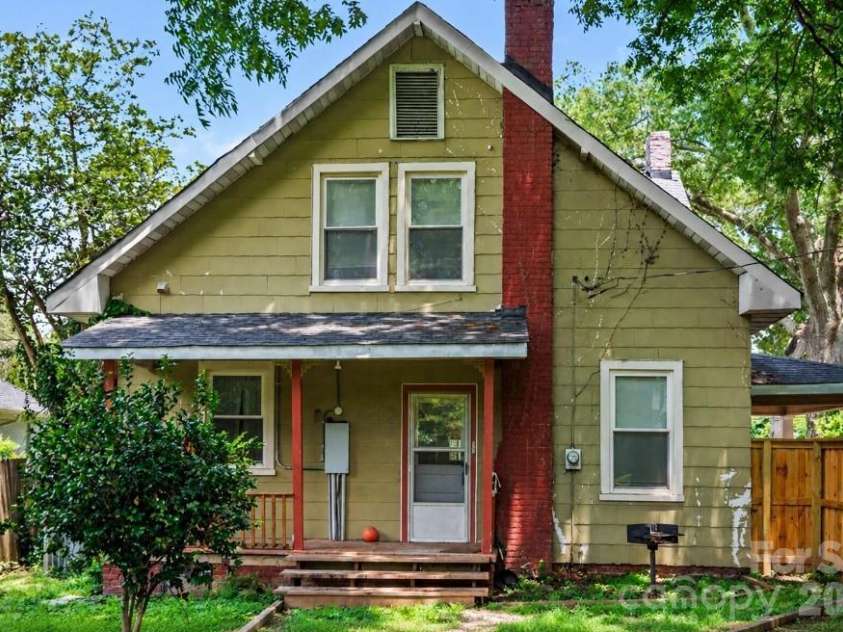 352 Pendleton Street, Rock Hill, SC 29730.  MLS# CAR4382469, YatesRealty ID 26094. 