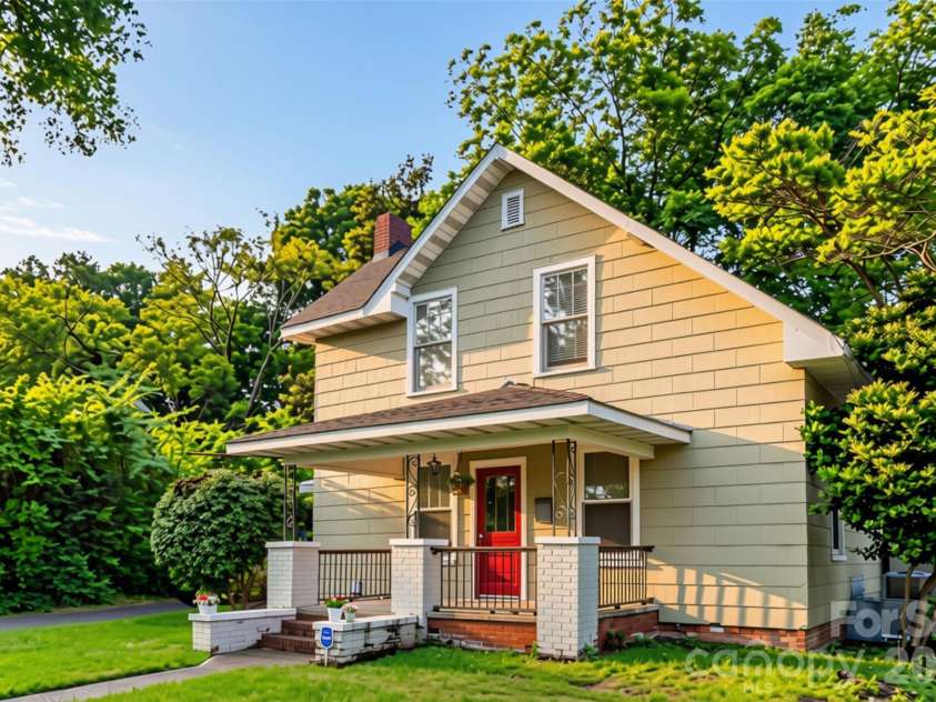 352 Pendleton Street, Rock Hill, SC 29730.  MLS# CAR4382469, YatesRealty ID 26094. 
