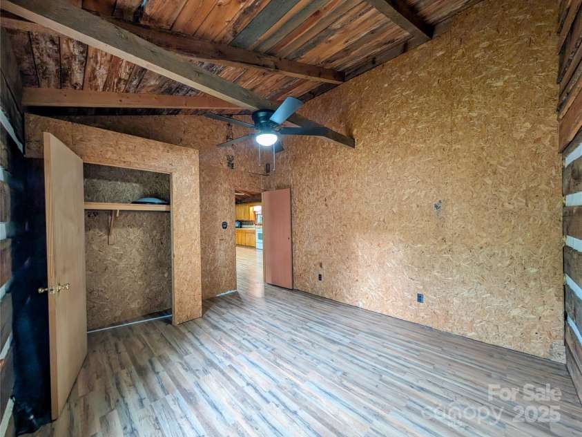 536 Hickory Springs Road, Burnsville, NC 28714.  MLS# CAR4264122, YatesRealty ID 26095. 
