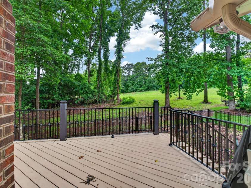64 Timberidge Drive, Clover, SC 29710.  MLS# CAR4386673, YatesRealty ID 26096. 