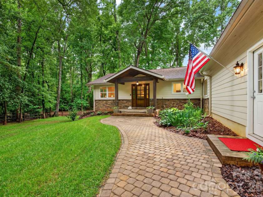64 Timberidge Drive, Clover, SC 29710.  MLS# CAR4386673, YatesRealty ID 26096. 