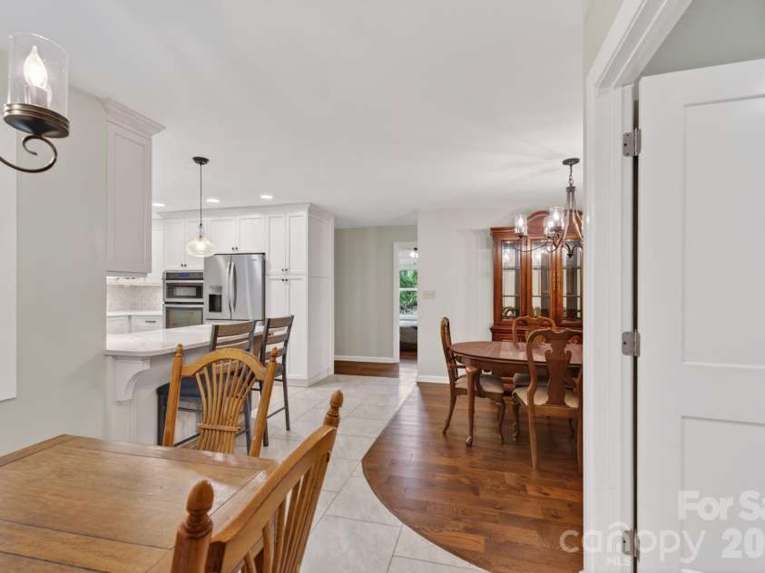 64 Timberidge Drive, Clover, SC 29710.  MLS# CAR4386673, YatesRealty ID 26096. Kitchen/Dining/Breakfast Area
