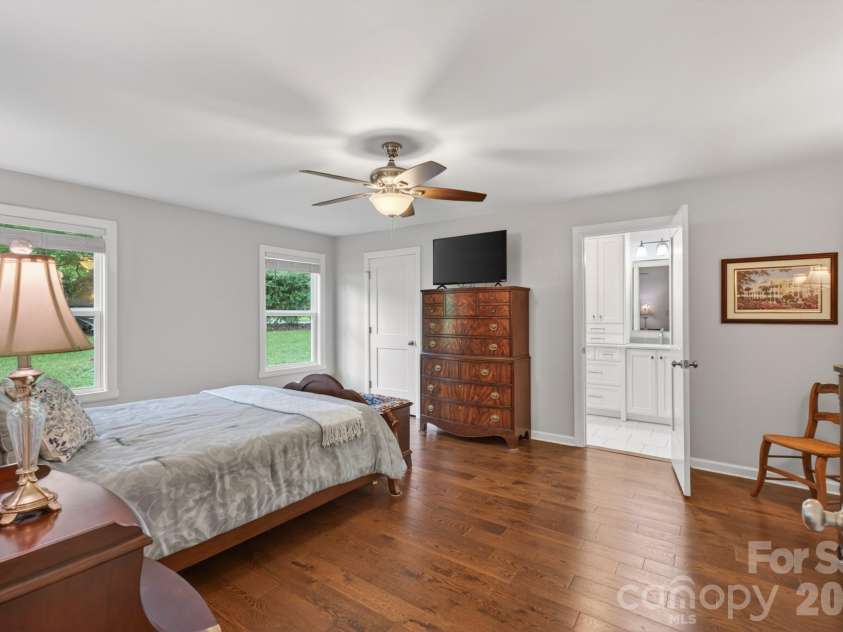 64 Timberidge Drive, Clover, SC 29710.  MLS# CAR4386673, YatesRealty ID 26096. Primary Bedroom