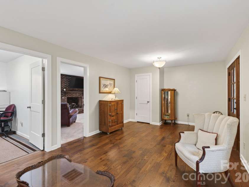 64 Timberidge Drive, Clover, SC 29710.  MLS# CAR4386673, YatesRealty ID 26096. Sitting Room/Office