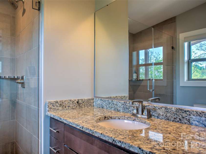 12 Upstream Way, Asheville, NC 28806.  MLS# CAR4277578, YatesRealty ID 26097. 