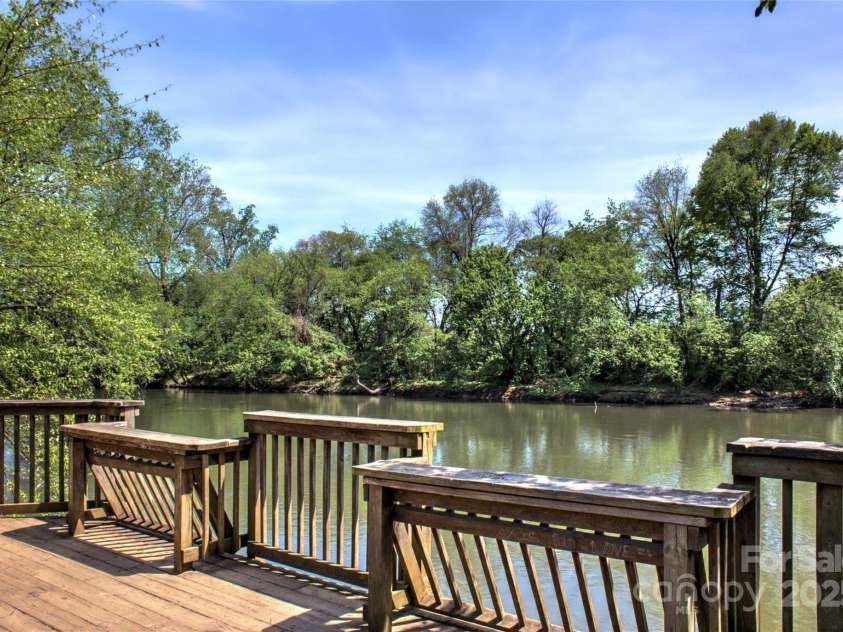 12 Upstream Way, Asheville, NC 28806.  MLS# CAR4277578, YatesRealty ID 26097. 