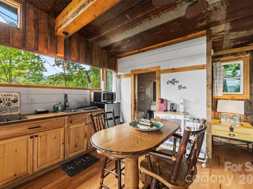 553 Paradise Mountain Road, Canton, NC 28716.  MLS# CAR4386701, YatesRealty ID 26097. 