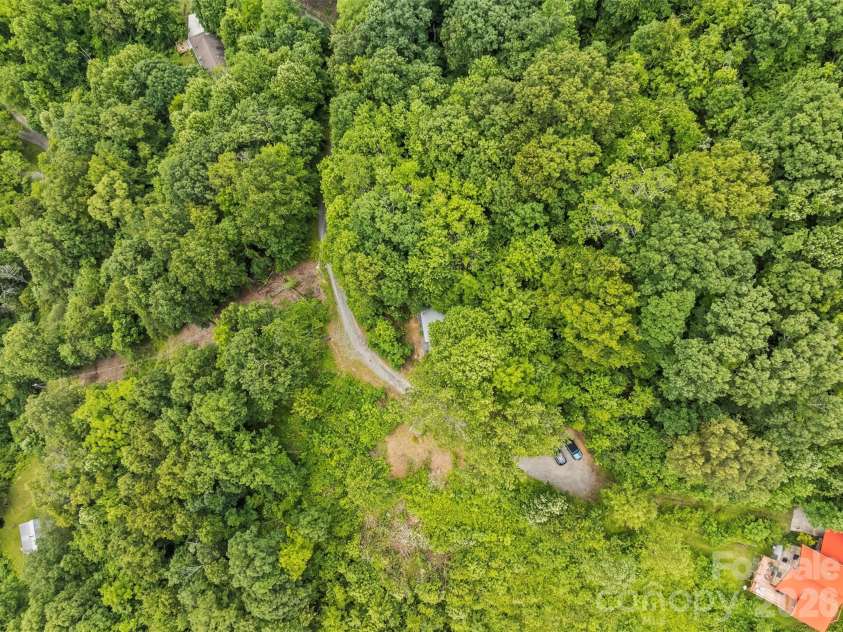 553 Paradise Mountain Road, Canton, NC 28716.  MLS# CAR4386701, YatesRealty ID 26097. 