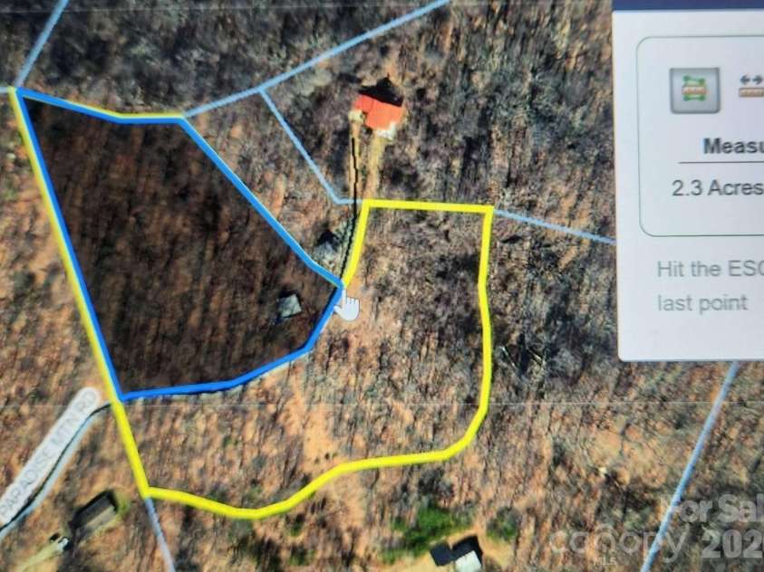 553 Paradise Mountain Road, Canton, NC 28716.  MLS# CAR4386701, YatesRealty ID 26097. 